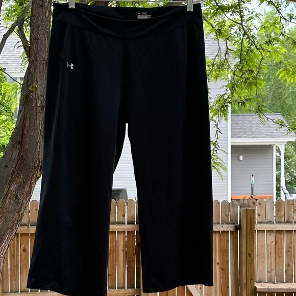 ⭐️ last Chance ⭐️ Under Armour Cropped Wide Leg Workout Black Pants Large - Picture 7 of 15